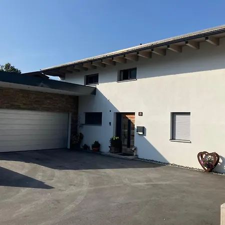 Tanja's Kaiserdomizil Apartment